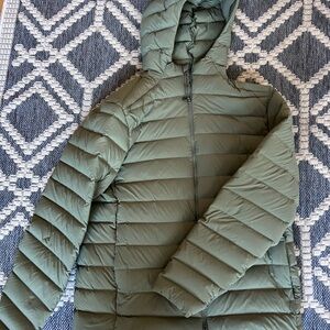 Lululemon Navigation Down Hooded Large Hoodie